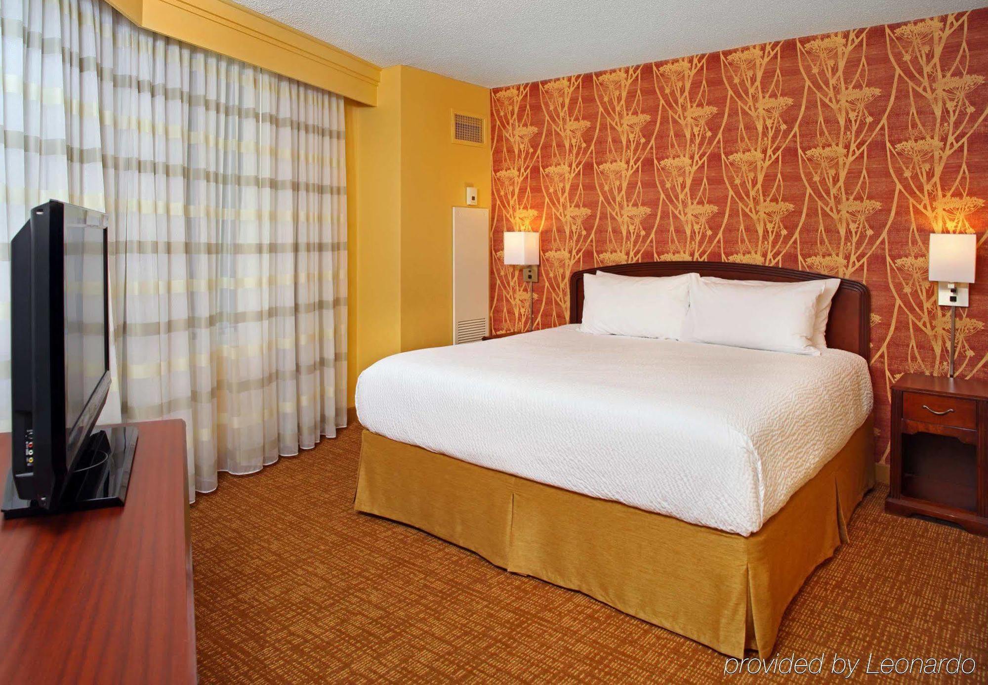 Courtyard By Marriott Baltimore Downtown/Inner Harbor Room photo