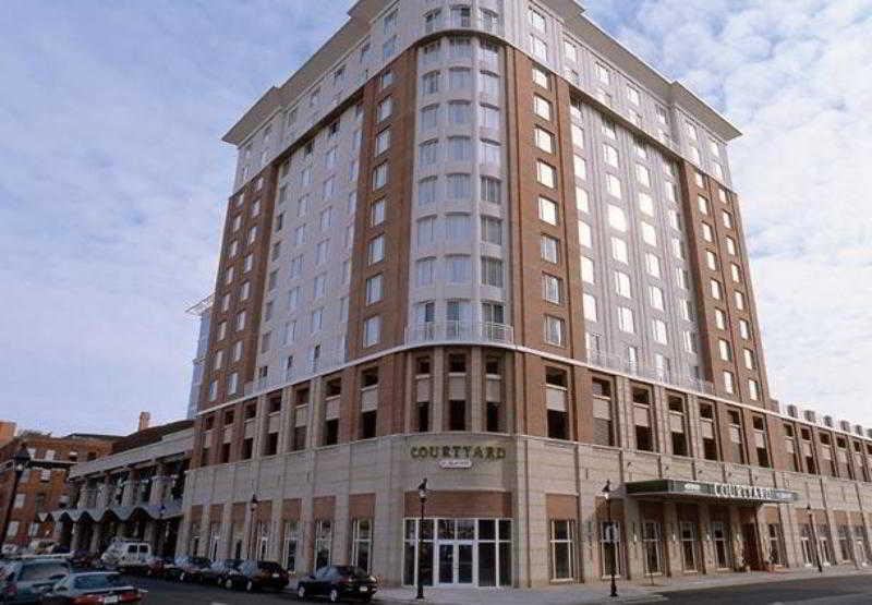 Courtyard By Marriott Baltimore Downtown/Inner Harbor Exterior photo